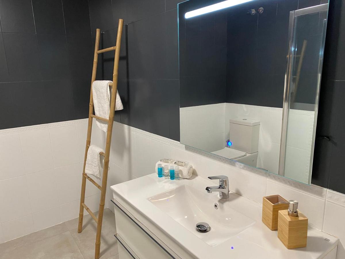 Apartament Urban Flat Malaga Centro Zewnętrze zdjęcie